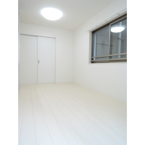 その他部屋・スペース　使い勝手のいい寝室です