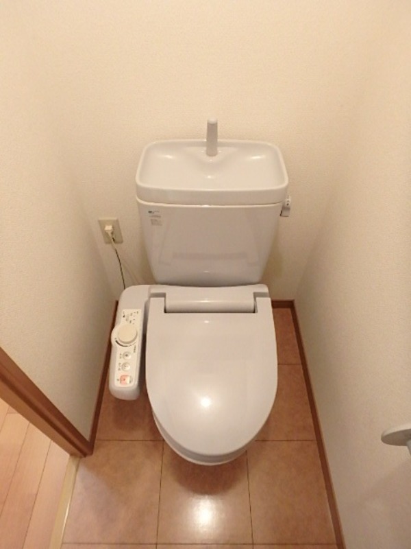 トイレ　図面と現状に相違がある場合には現状を優先