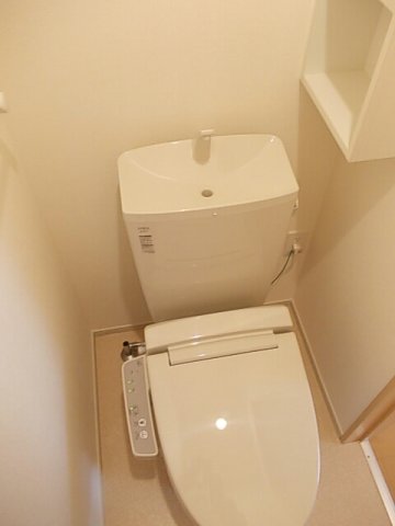 トイレ　トイレ