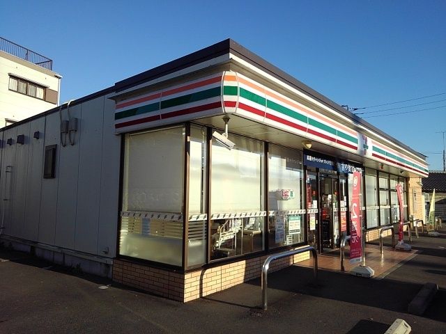 コンビニ　セブンイレブン　富士根店（コンビニ）まで850m