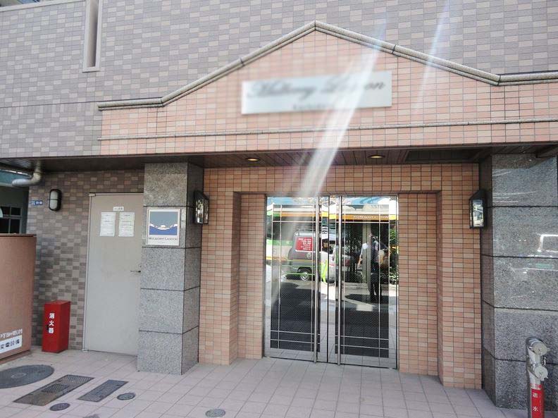 エントランス　★洗練されたデザインのエントランス★