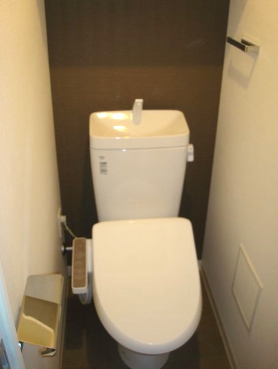 トイレ　※別部屋参考写真