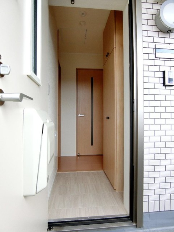 玄関　図面と現状に相違がある場合には現状を優先