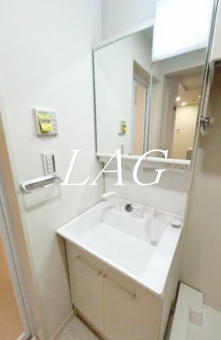 洗面設備　独立洗面台です。