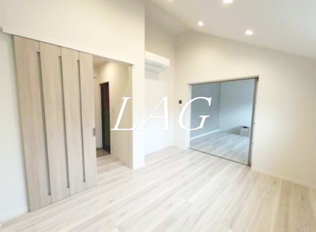 居室・リビング　洋室のお部屋です。