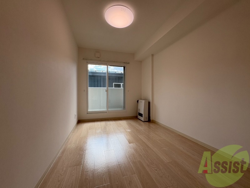 その他部屋・スペース　寝室です。部屋をどう使うかはあなた次第です！