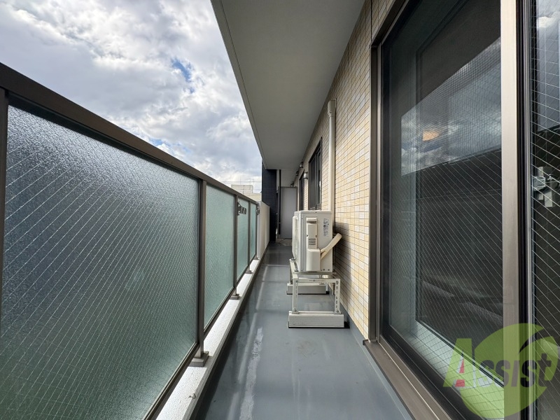 バルコニー　バルコニーです。洗濯物を干したり一息ついたりできますね！