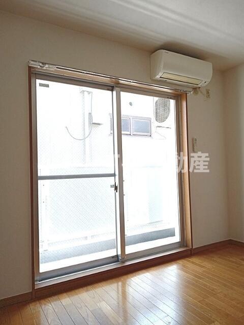 その他部屋・スペース　使い勝手のいい寝室です