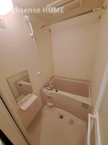 バス・シャワールーム　ゆったり過ごせるお風呂です