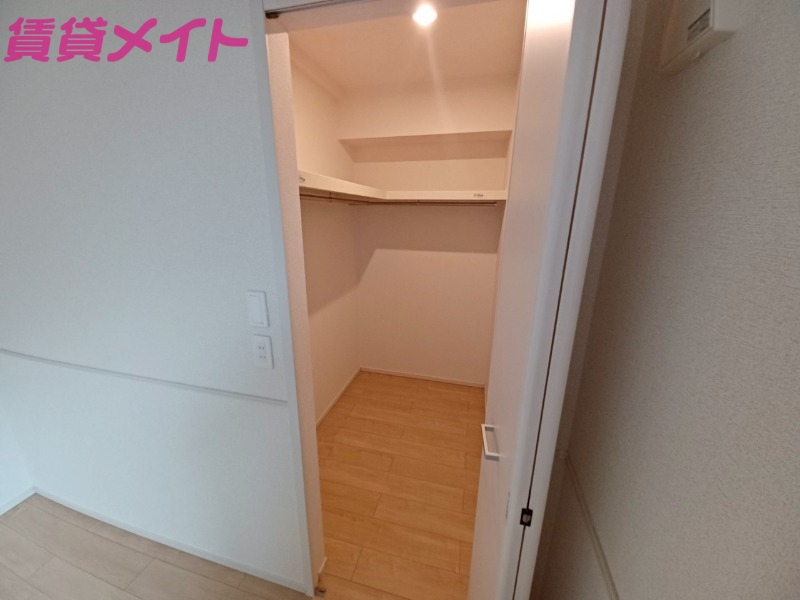 収納　同タイプ部屋写真です。