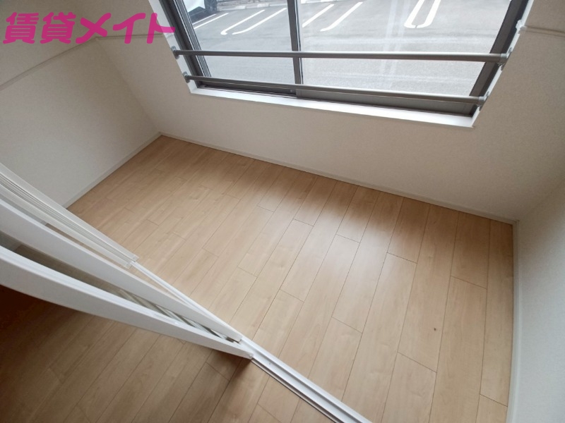 バルコニー　同タイプ部屋写真です。