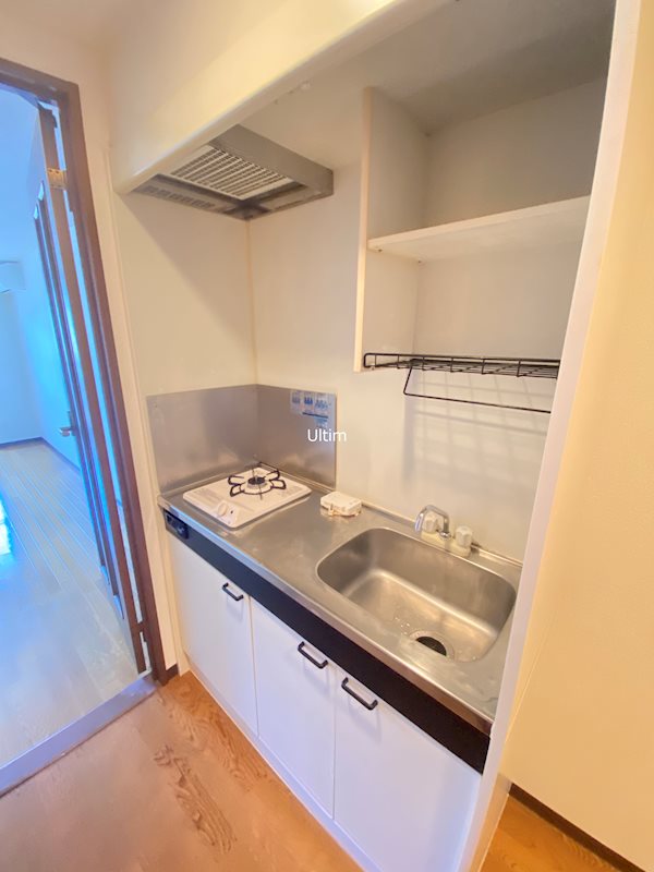 キッチン　※同タイプの他のお部屋です