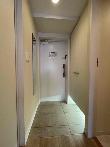 玄関　玄関　※2022年4月撮影