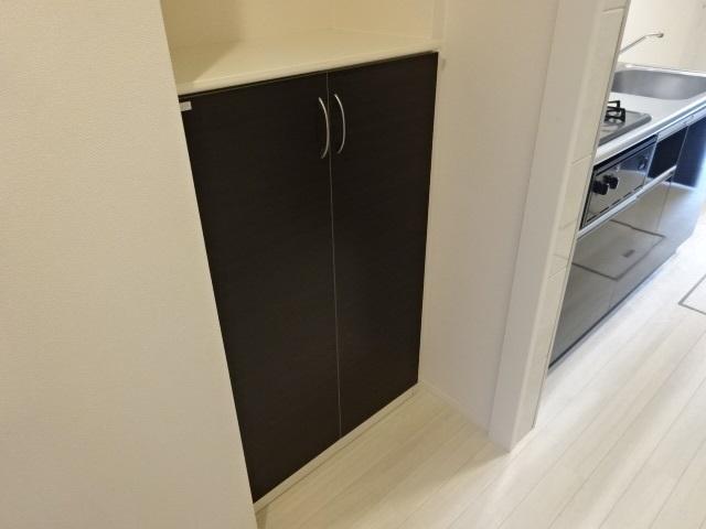 玄関　下駄箱