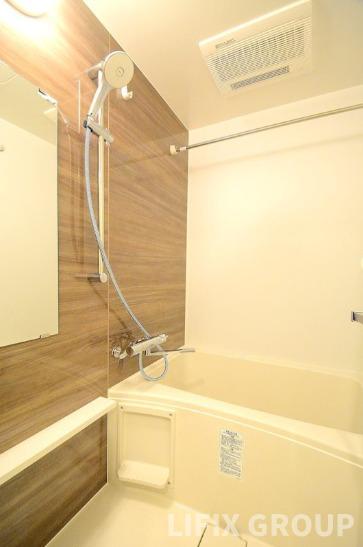 バス・シャワールーム　風呂