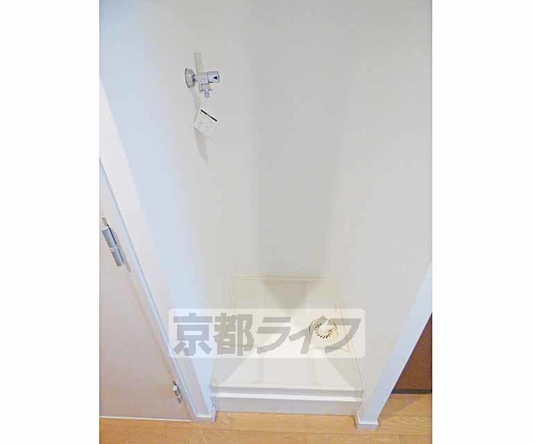 その他設備　室内洗濯機置きです。