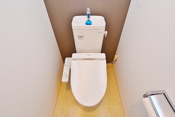 トイレ　★温水洗浄便座★