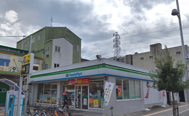 コンビニ　ファミリーマート関目一丁目店（コンビニ）まで406m