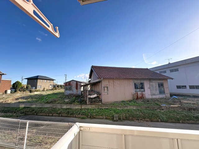 眺望　掲載写真は同型の左右反転の部屋を掲載しております。実際のお写