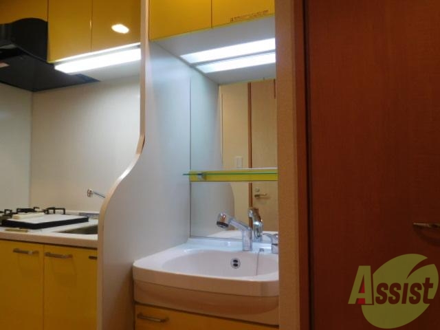 洗面設備　独立洗面台です。