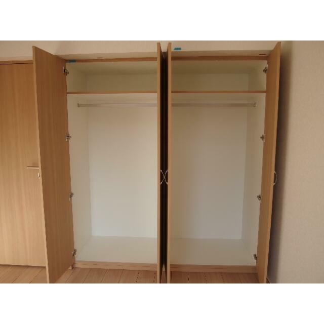 収納　クローゼット