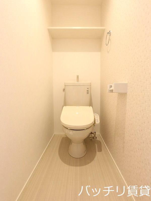 トイレ　同型タイプの為、現状を優先致します。