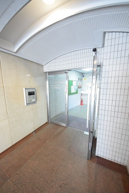 エントランス　お部屋探しは【タウンハウジング千葉店】にお任せ下さい♪