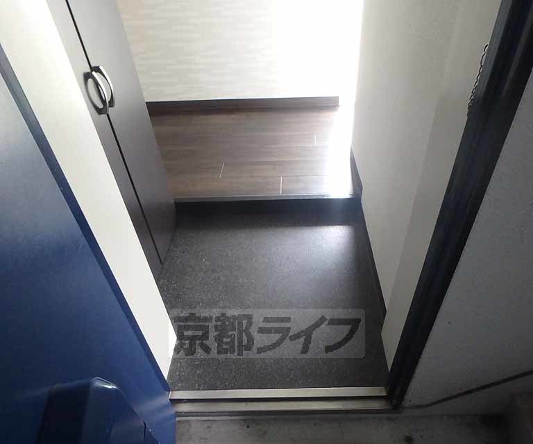 玄関　靴はそろえましょう