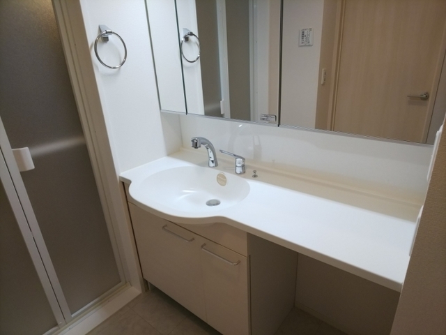 洗面設備　同仕様