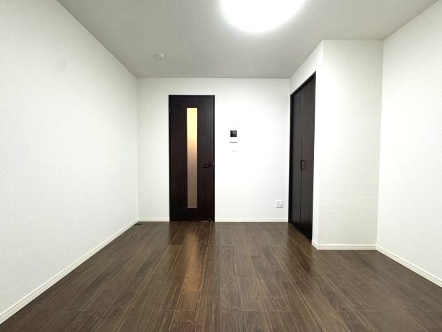 Comodo Hon-atsugiの居間写真