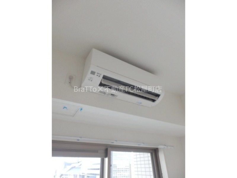 その他設備　エアコン（リビング）