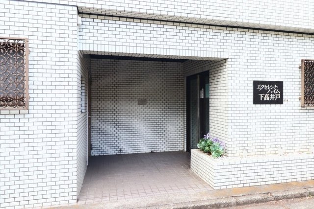 エントランス　毎日通るエントランスはこのようになっています