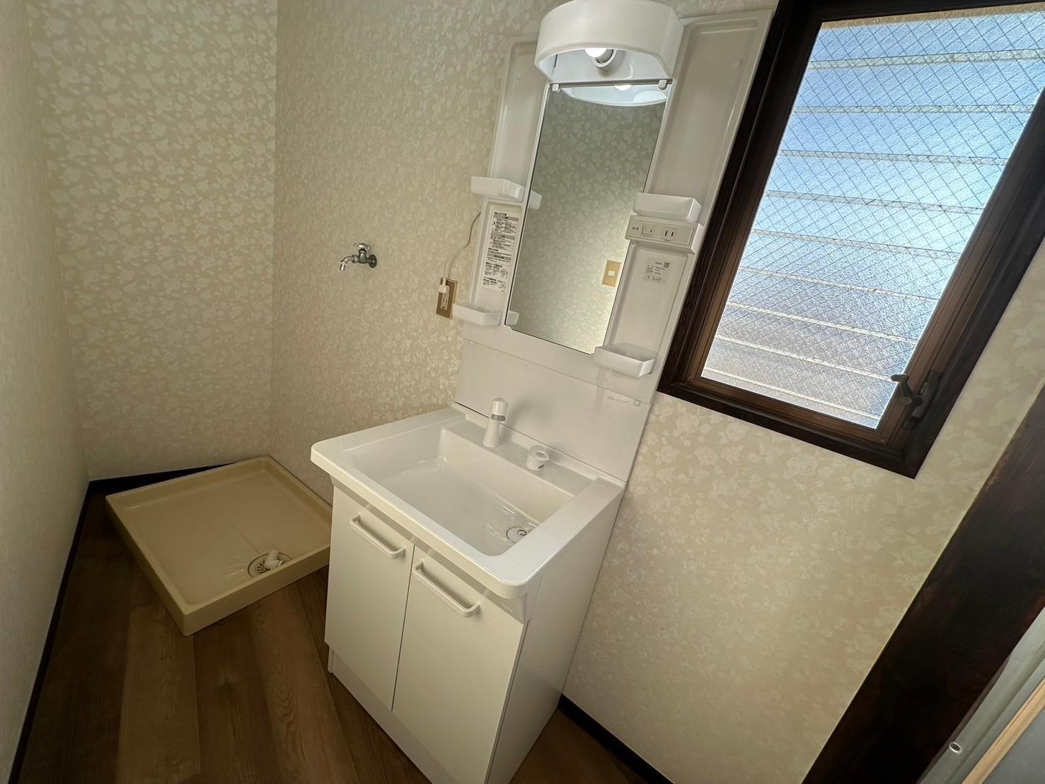 洗面設備　朝の支度にも便利なシャンプードレッサー♪