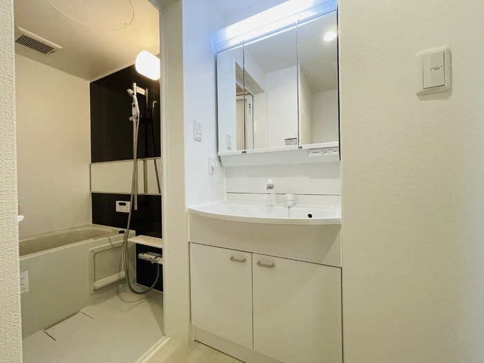 洗面設備　洗髪洗面化粧台