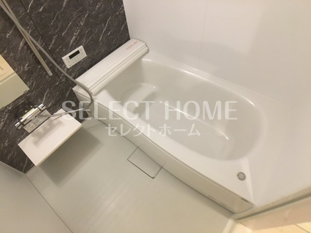 バス・シャワールーム　日々の暮らしに欠かせないお風呂です