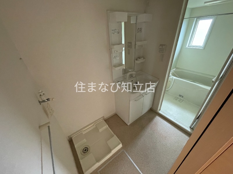 洗面設備　同型別部屋写真
