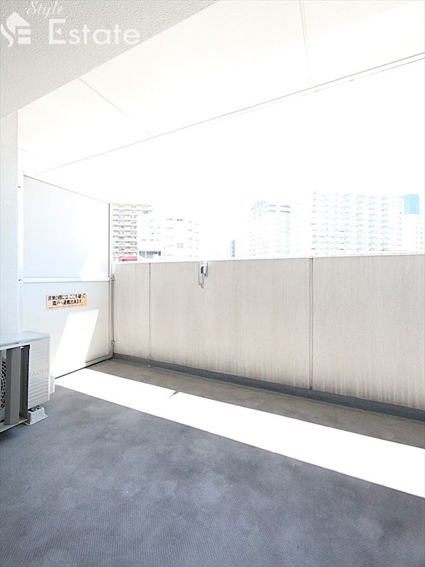 バルコニー　バルコニー