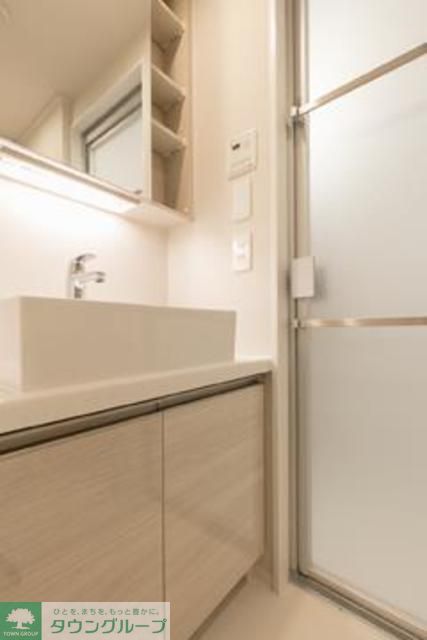 洗面設備　※写真は同タイプ住戸です。
