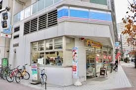 コンビニ　ローソン新富一丁目店（コンビニ）まで221m