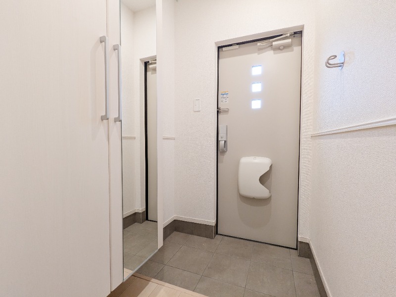 玄関　図面と現状に相違がある場合には現状を優先