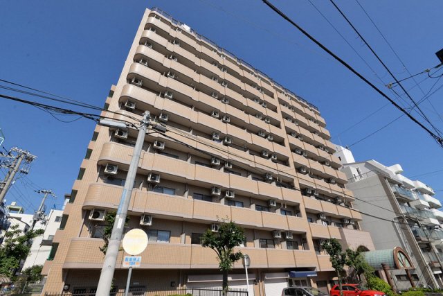 建物外観　落ち着いた雰囲気の外観です