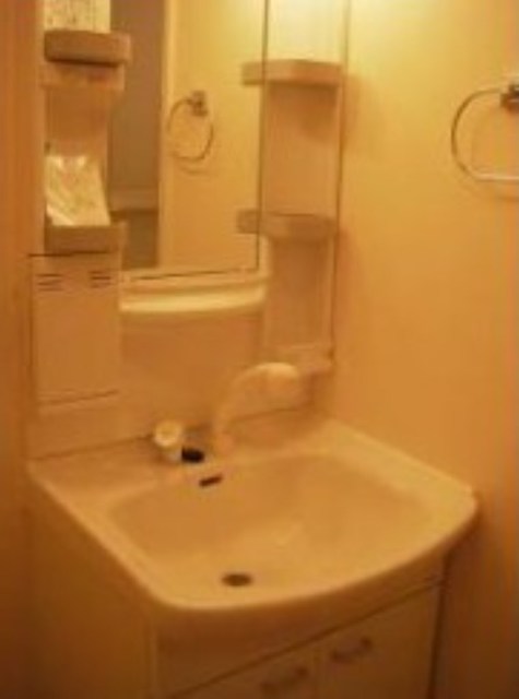 洗面設備　同仕様