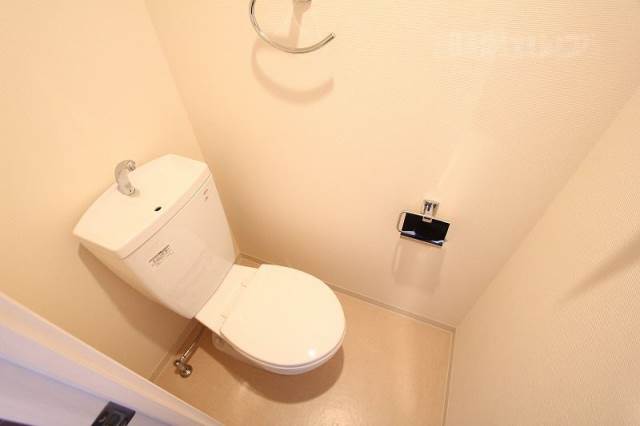 トイレ　お手洗いも清潔感があります。