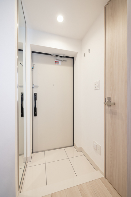 玄関　※写真は同タイプ住戸です。