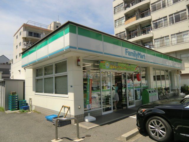 コンビニ　ファミリーマート鵜の森二丁目店（コンビニ）まで187m