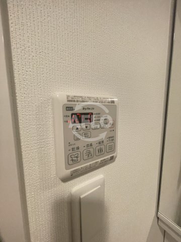 その他設備　アドバンス大阪シック　給湯器