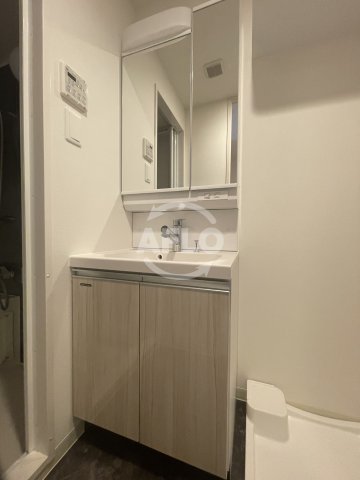 洗面設備　アドバンス大阪シック　独立洗面台