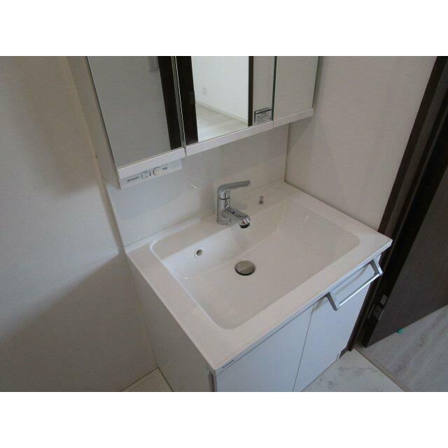 洗面設備　洗面化粧台