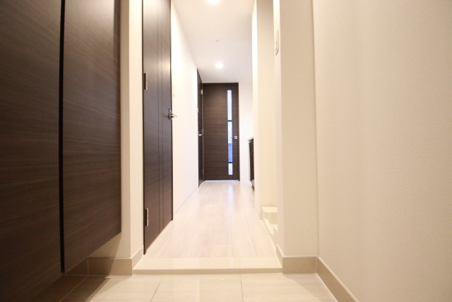 玄関　※別室の参考写真の為、現況優先です。