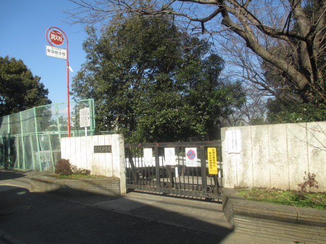 中学校　横浜市立寺尾中学校（中学校）まで227m